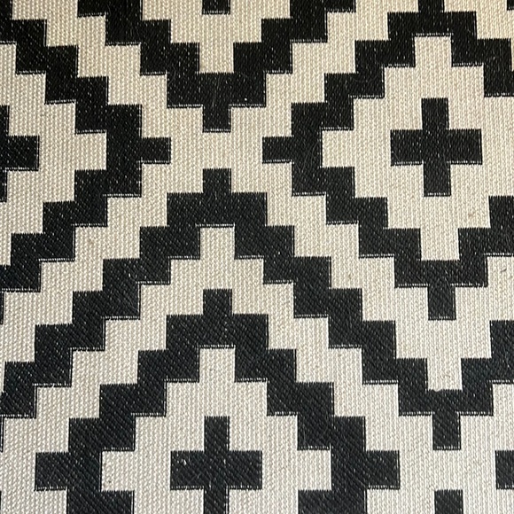 Meet your Posher, Kirtlye - Picture 1 of 1